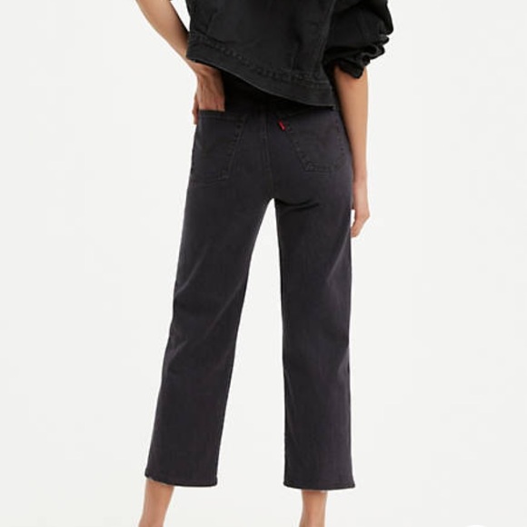 Levi's Denim - Levi's® Premium
RIBCAGE STRAIGHT ANKLE WOMEN